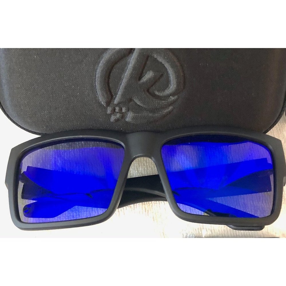 New In Plastic KDeam Sunglasses - Picture 4 of 5